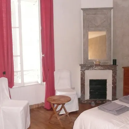 Chambres D'hotes De La Fontaine Bed and Breakfast Ribérac